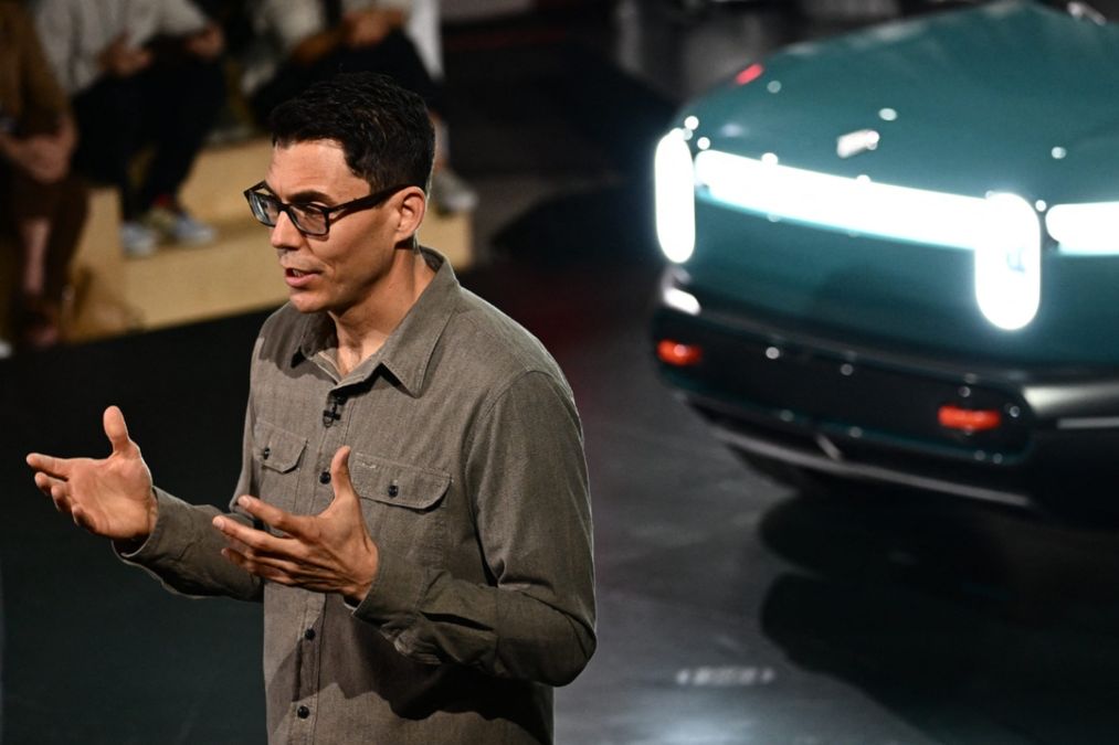 Come ha fatto il CEO di Rivian a guadagnare più di 400 milioni di dollari