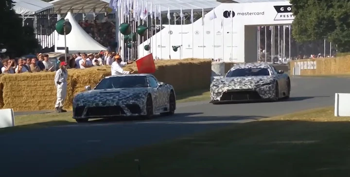 Lexus porta a Goodwood la supercar V8 che punta a sfidare la Vantage
