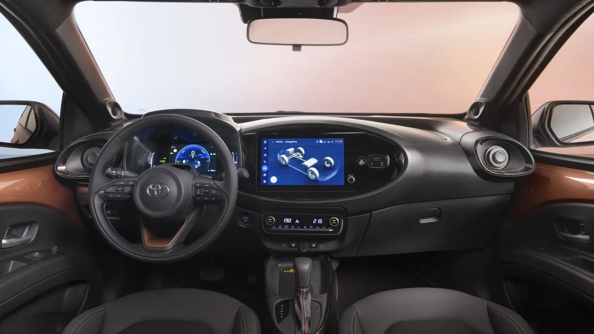 Gli interni della nuova Toyota Aygo X