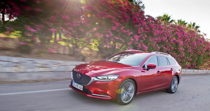 Mazda6: al via le vendite del restyling | Prezzi da 32.800 euro