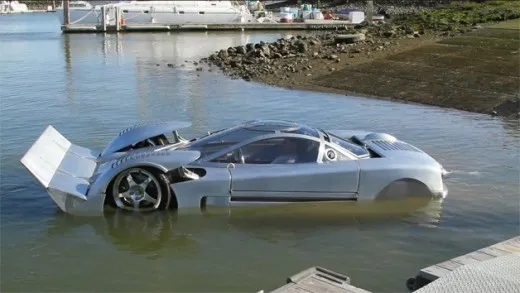 Project Sea Lion: l'auto anfibia di James Bond a 200.000€ (video)