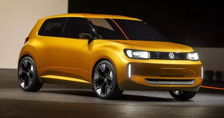 Volkswagen ID. Lupo, la scommessa per una city car elettrica da 20.000 euro per sfidare le cinesi