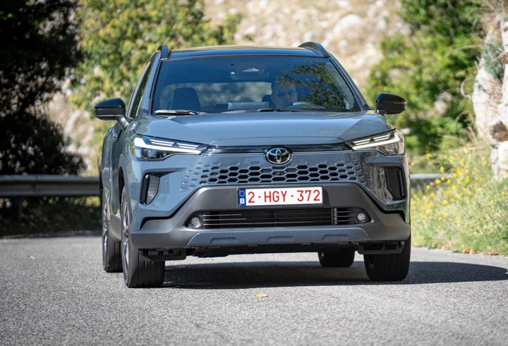 Toyota, vendite globali record: sempre molto bene le ibride