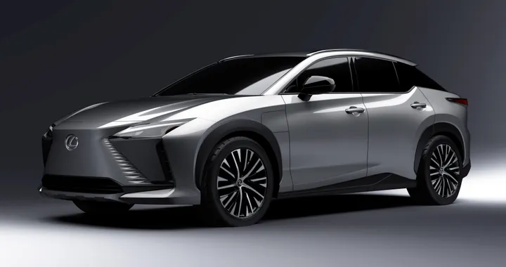 Lexus chiude un 2021 positivo nonostante la crisi dei chip