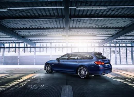 ALPINA B5 Bi-Turbo: la "belva" è anche station