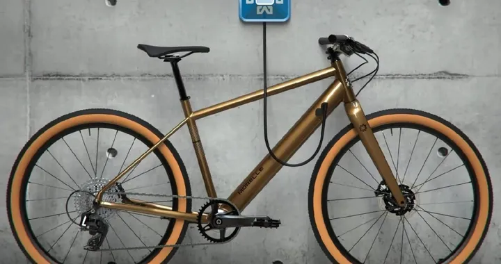 Questa bici elettrica si ricarica in meno di 15 minuti