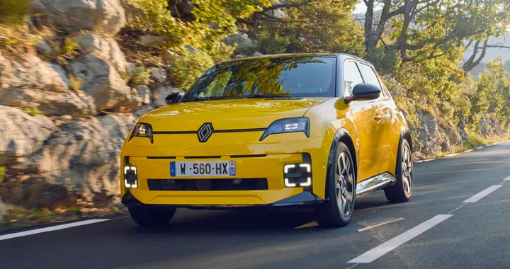 Renault 5 E-Tech Electric: tutto su allestimenti, dotazioni e prezzi