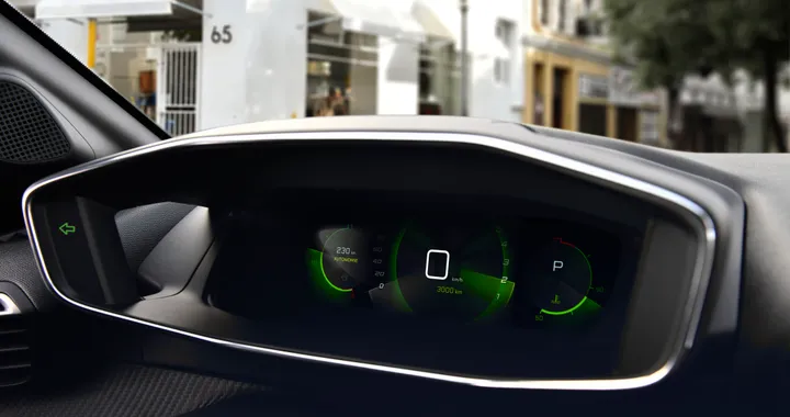 Nuova Peugeot 208: uno sguardo da vicino all'innovativo i-Cockpit 3D | Immagini