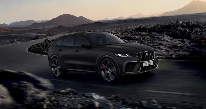 F-Pace SVR, stop alla produzione: il futuro di Jaguar è solo 100% elettrico