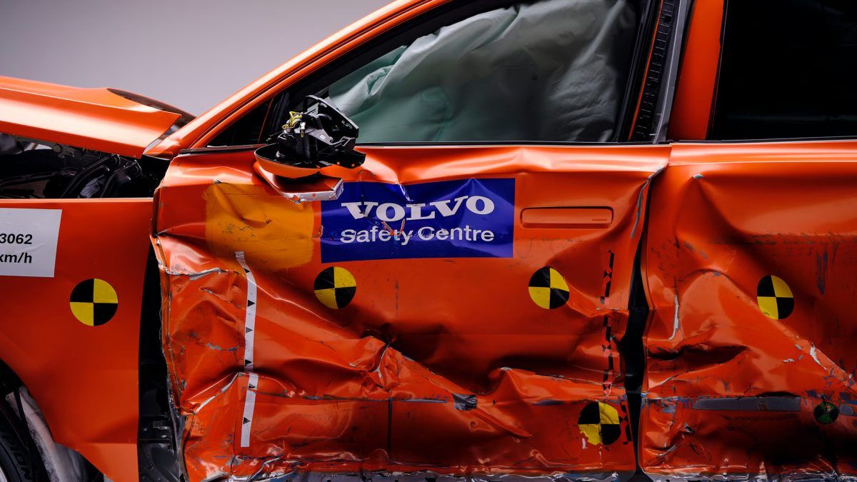 Anteprima: Sicurezza e parità di genere: oggi le Volvo proteggono donne e uomini allo stesso modo