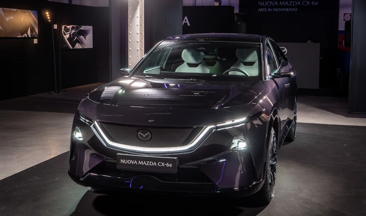 Nuova Mazda CX-6e: l'elettrico diventa accessibile con il Power Bonus