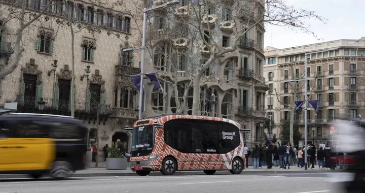 Mobilità autonoma: Renault rivoluziona il trasporto pubblico con miniBus elettrici