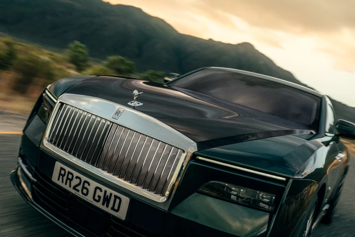 Rolls-Royce Spectre Series II, aggiornata per essere perfetta