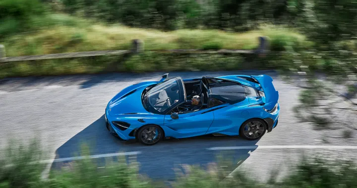 McLaren 765LT Spider: adrenalina pura a cielo aperto