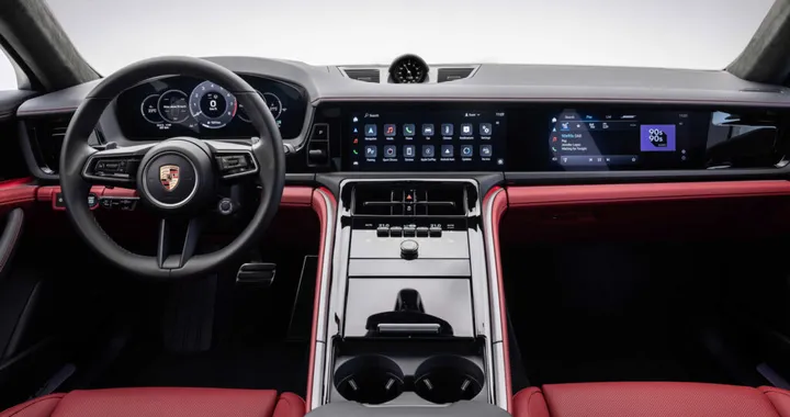Nuova Porsche Panamera, ecco gli interni. Debutto il 24 novembre