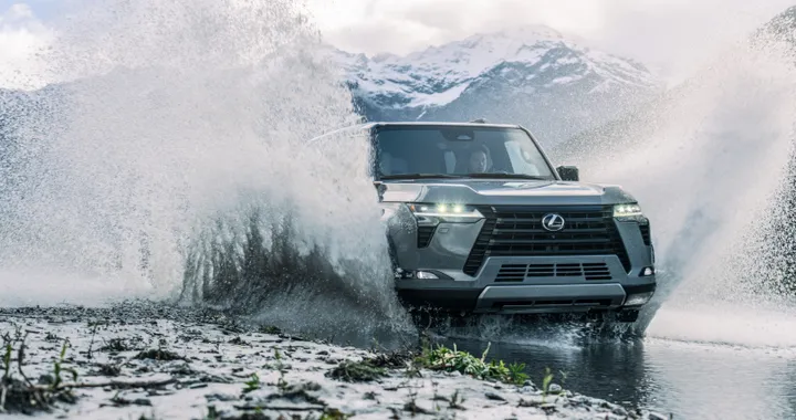 Esperienza off-road e comfort: le caratteristiche del nuovo Lexus GX