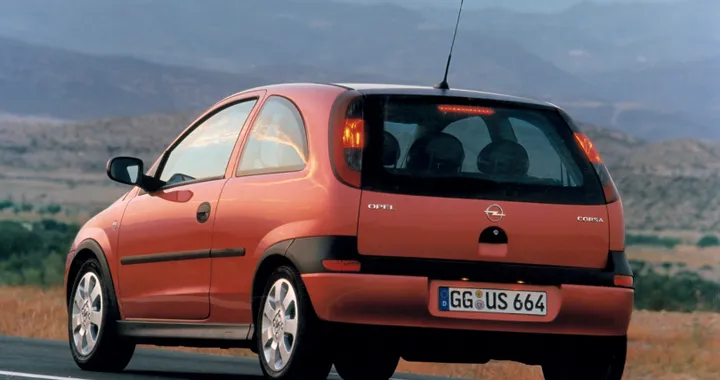 Opel Corsa, la terza generazione della piccola tedesca festeggia i 25 anni