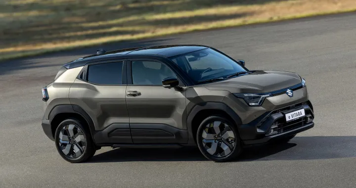 Nuova Suzuki e Vitara debutta in Italia, ecco quanto costa: prezzi da 27.900 euro con incentivi