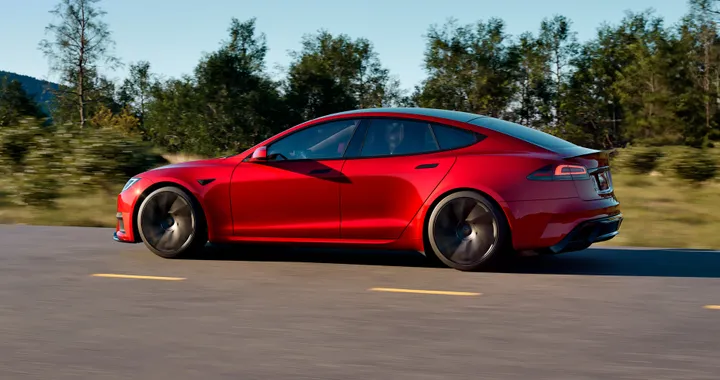 Incidente mortale con l’Autopilot, Tesla giudicata (parzialmente) colpevole: maxi risarcimento