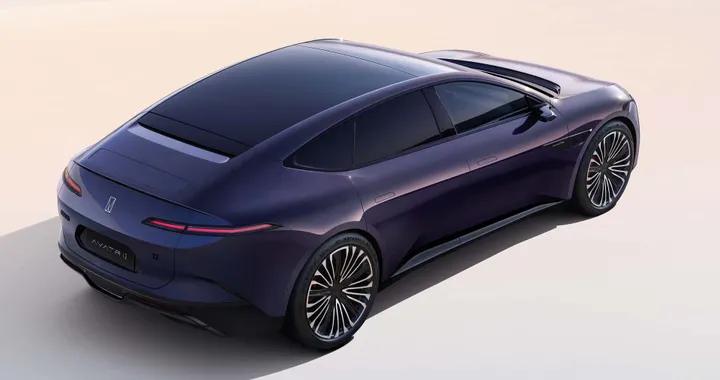Avatr 12, la Gran Coupé elettrica debutta al Salone di Monaco