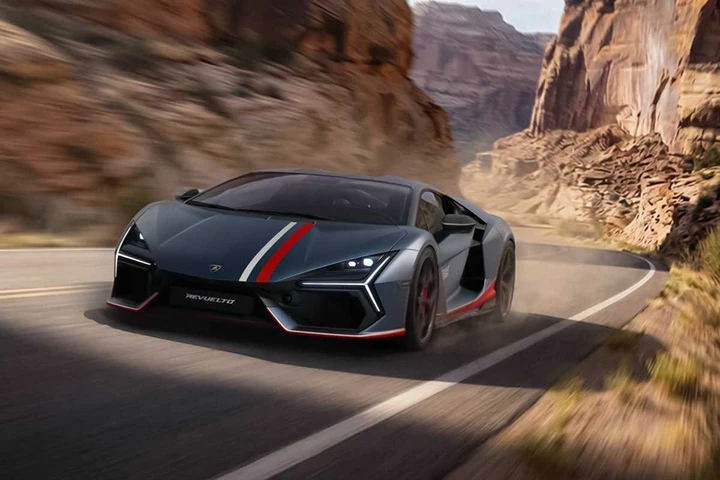 La Lamborghini Revuelto NA63 omaggia il Nord America con 1.015 CV