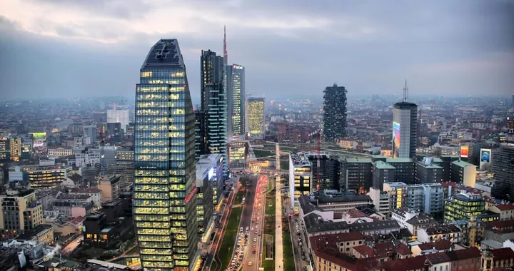 Fase 2, Milano riparte puntando sulle bici | Ecco come cambia la città