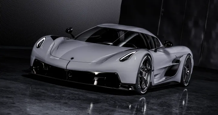 Koenigsegg Jesko Absolut punta ad essere la più veloce di sempre