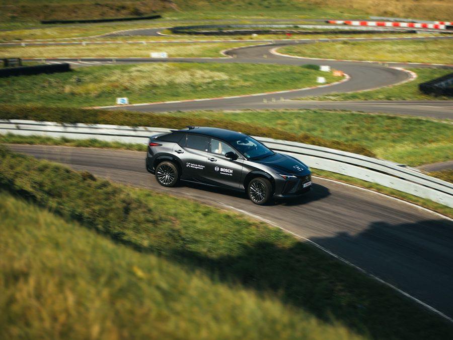 Anteprima: Bosch testa la guida autonoma di Livello 3: mani libere fino a 120 km/h