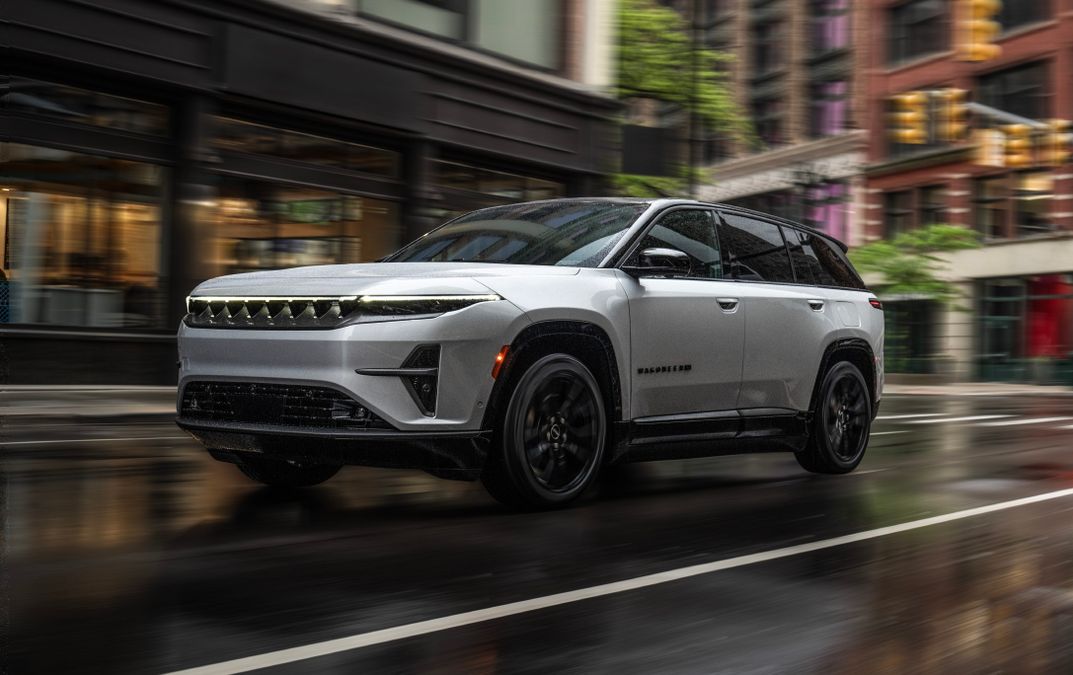 Novità Jeep 2026, la scommessa sulla Wagoneer S per il mercato europeo