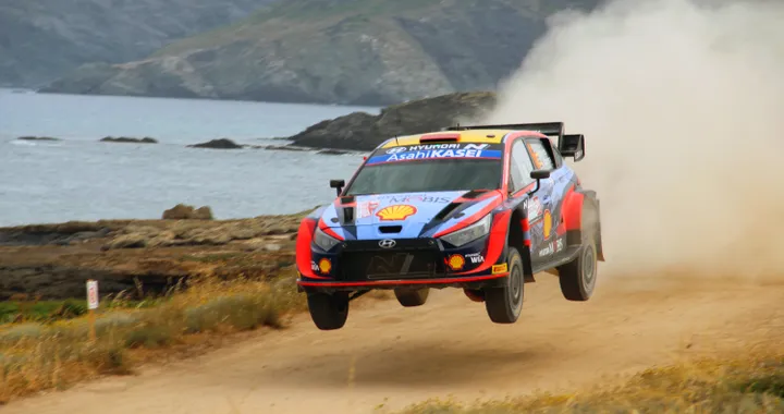 La mia prima volta al WRC: il Rally Italia in Sardegna e le plug-in che fanno rumore