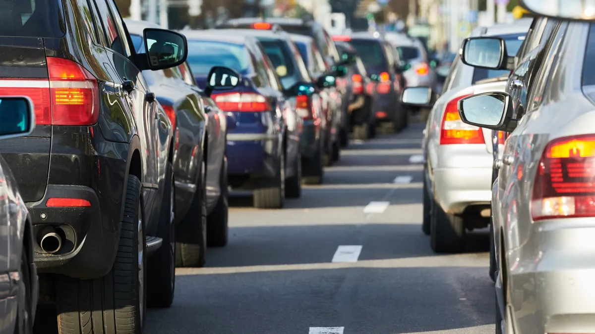 Blocco auto diesel Euro 5 da ottobre, un milione di veicoli coinvolti. La nostra auto può circolare?