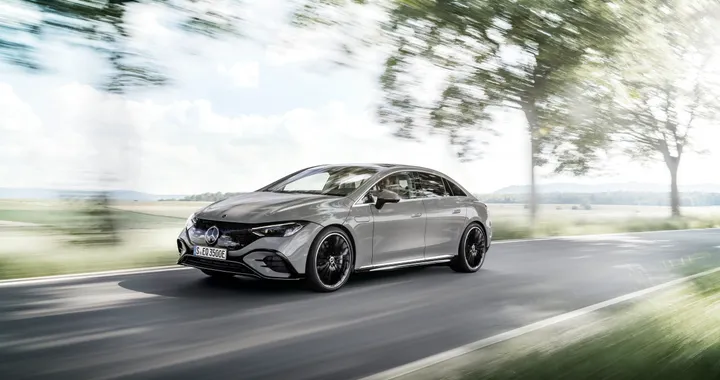 Mercedes ridurrà le emissioni di CO2 del 50% entro il 2030