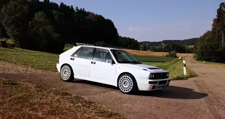 Lancia Delta HF Integrale EVO 2, vero orgoglio italiano: 447.000 km e non sentirli