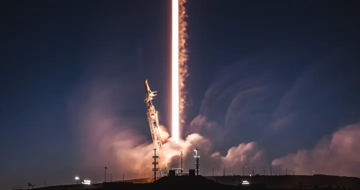 SpaceX lancerà d'ora in poi solo Falcon 9 Block 5: fino a 100 viaggi consecutivi