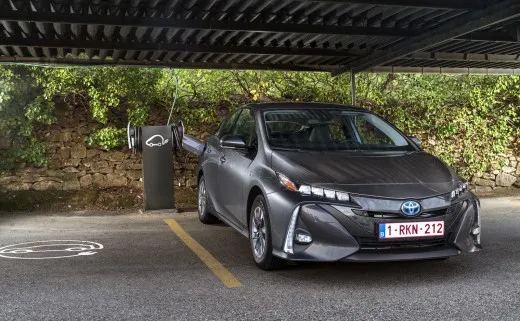 Toyota Prius Plug-In: tutti i dettagli per l'Europa