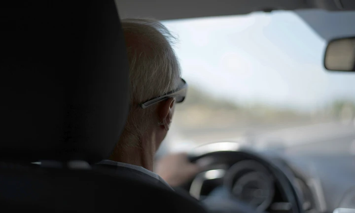 Patente over 85: dietrofront sui divieti, ma ci saranno più controlli