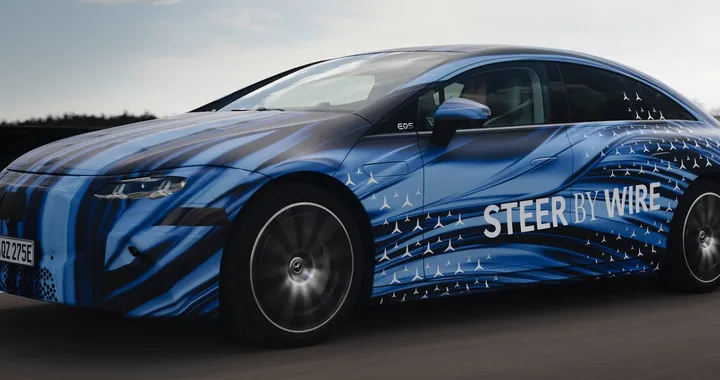 Mercedes e steer-by-wire: dal 2026 il volante senza collegamenti meccanici