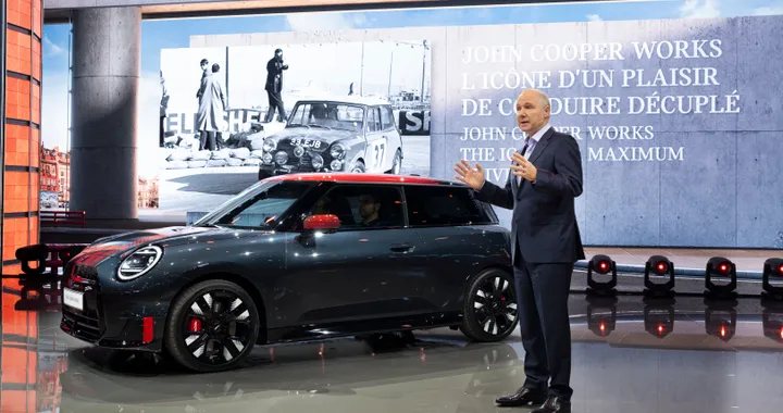Salone di Parigi 2024: BMW Neue Klasse in anteprima e MINI JCW elettriche