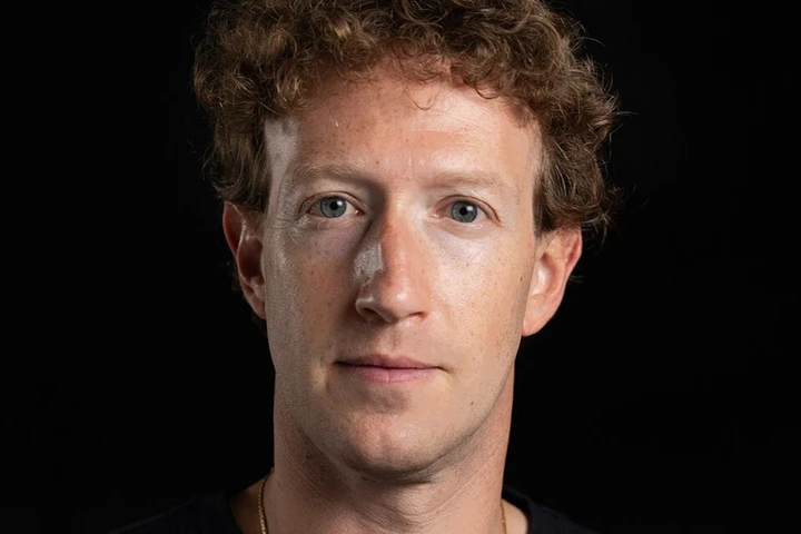 Zuckerberg e la vacanza in superyacht, polemica sulla crociera che inquina come 9.000 auto