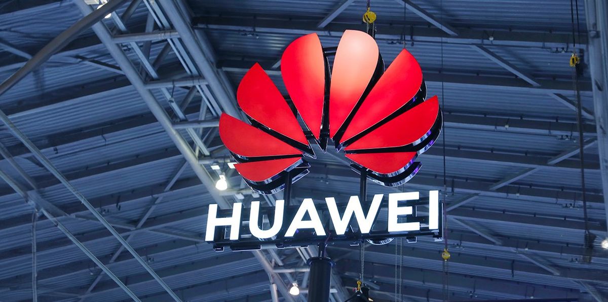 Huawei promette super batterie allo stato solido: 3.000 km di autonomia e ricarica in 5 minuti