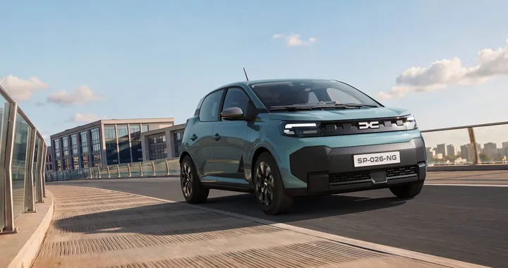 Nuova Dacia Spring, la piccola elettrica si rinnova: 250 km di autonomia a 17.900 euro