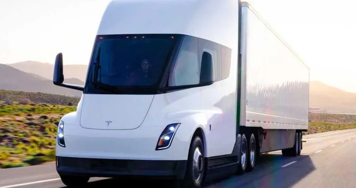 Tesla Semi percorre oltre 1700 km in un solo giorno