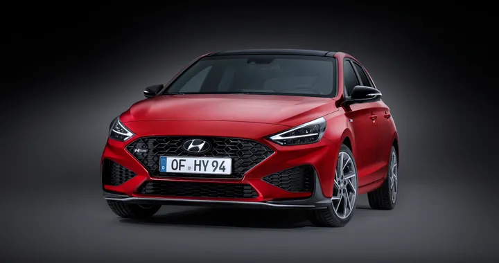 Nuova Hyundai i30: ancora più elegante e con tecnologia ibrida