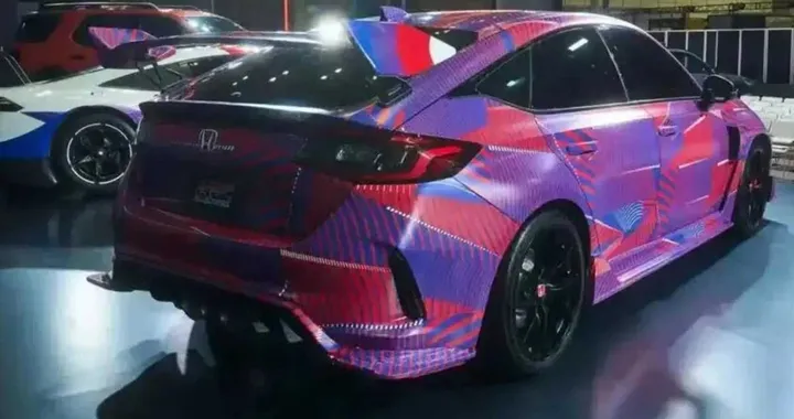 Honda Civic Type R HRC Concept, il nuovo bolide infiamma Suzuka