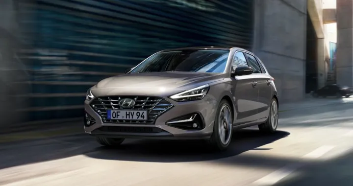 Hyundai i30, in arrivo un nuovo restyling. Foto spia