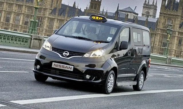 Nissan NV200: il taxi del ventunesimo secolo sbarca a Londra (video)