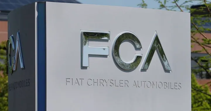 FCA con Foxconn per sviluppare auto elettriche per la Cina