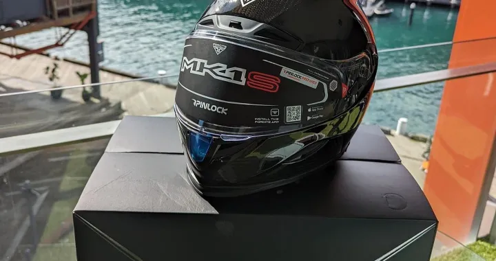 Forcite MK1S, casco smart con telecamera integrata