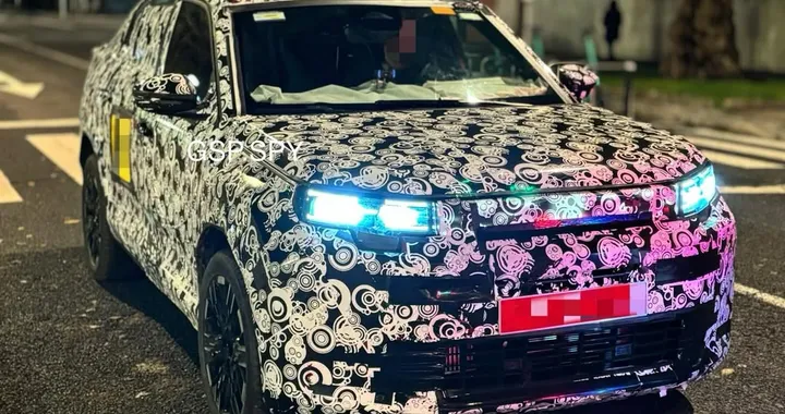 Nuova FIAT Fastback, si avvicina al debutto: ecco le ultime foto spia