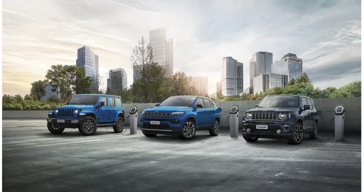 Jeep ferma la vendita delle auto a benzina e diesel in Francia